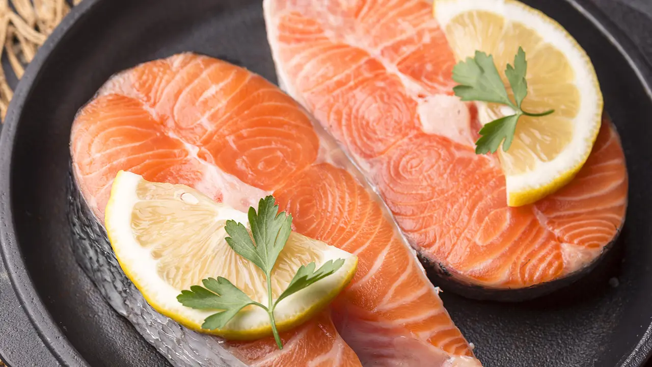 Seasonal Eating for Joint Pain: What to Eat Right Now to Feel Better